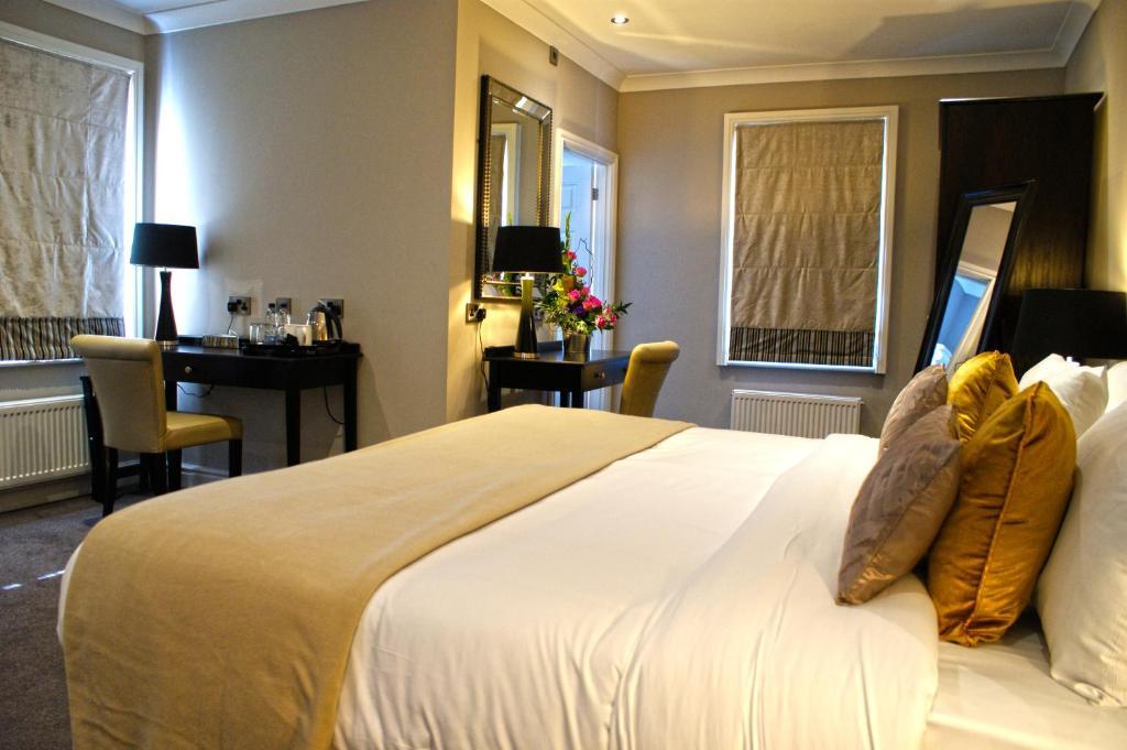 The Wyastone Hotel Cheltenham Pokój zdjęcie